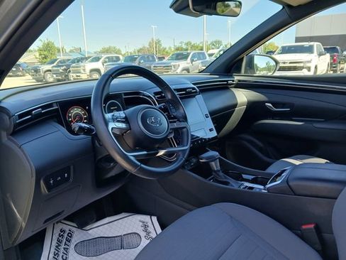 Used 2022 Hyundai Santa Cruz SEL Premium AWD/4WD image 9
