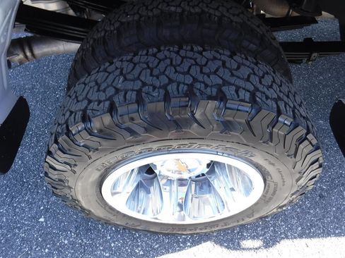 Used 2024 Chevrolet Silverado 3500 LT image 4