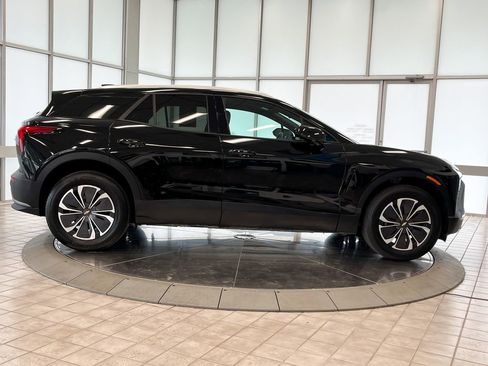 Certified 2024 Chevrolet Blazer EV LT image 9