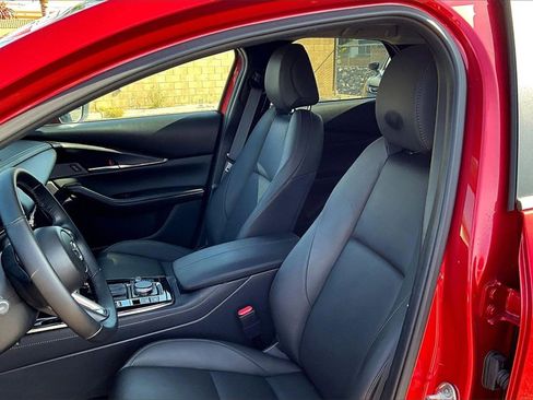 Certified 2025 MAZDA CX-30 AWD 2.5 S w/ Preferred Package image 14