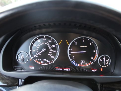 Used 2015 BMW X5 xDrive35d image 21