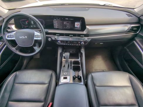 Used 2025 Kia Telluride S image 10
