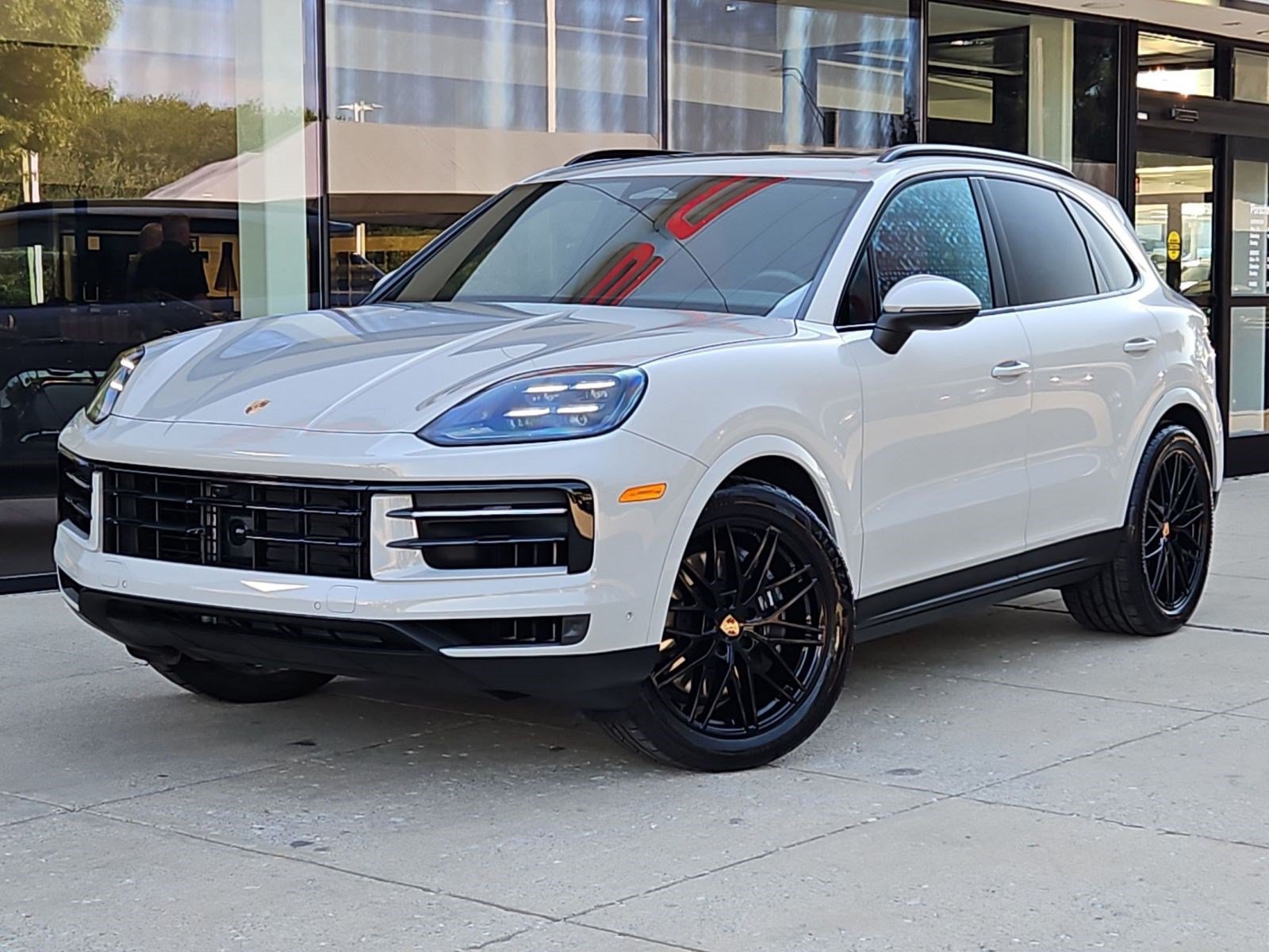 Certified 2026 Porsche Cayenne AWD/4WD image 1