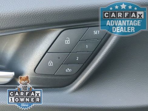 Used 2025 Chevrolet Equinox RS w/ Safety and Technology Package image 18
