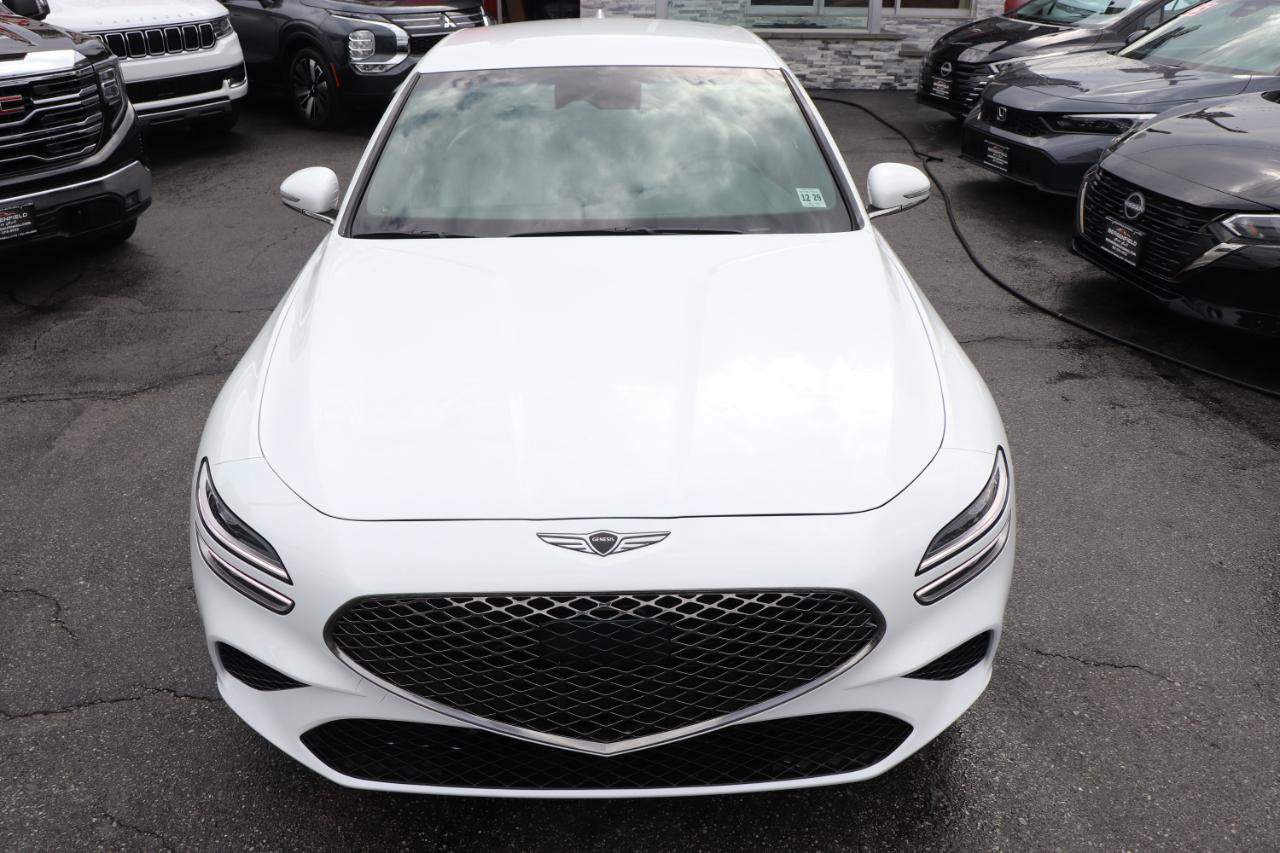 Used 2025 Genesis G70 2.5T AWD/4WD image 9