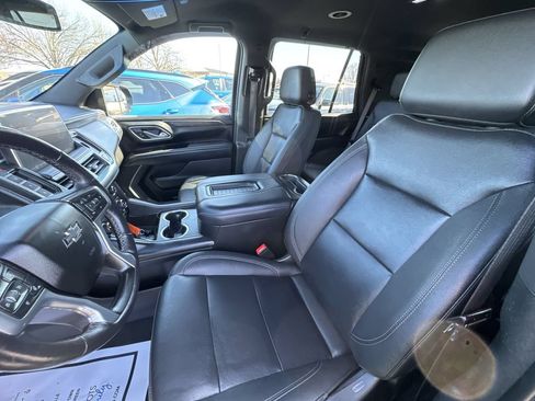 Used 2022 Chevrolet Tahoe Z71 w/ Z71 Off-Road Package AWD/4WD image 11