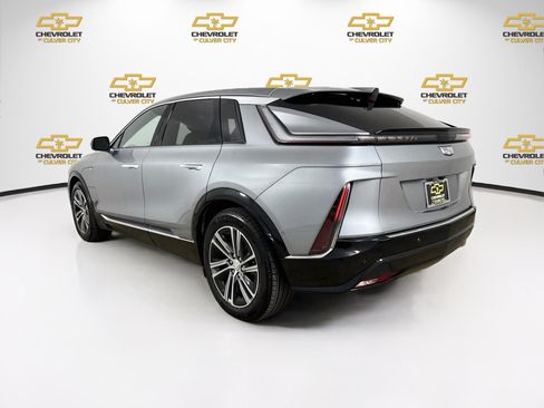 Used 2024 Cadillac Lyriq Luxury RWD image 6