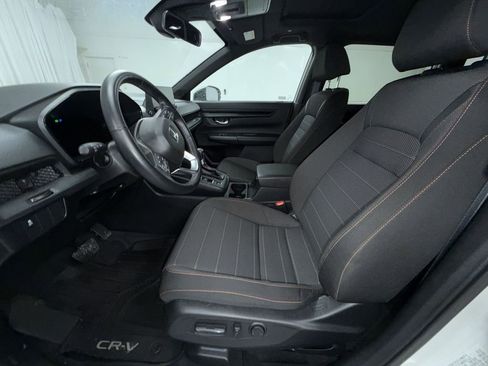 Used 2025 Honda CR-V Sport image 13