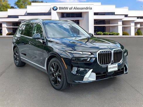 Used 2026 BMW X7 xDrive40i AWD/4WD image 1