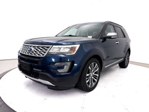Used 2016 Ford Explorer Platinum AWD/4WD image 4