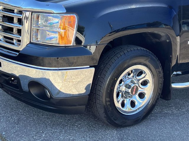 Used 2010 GMC Sierra 1500 W/T w/ Work Truck Preferred Package RWD image 9