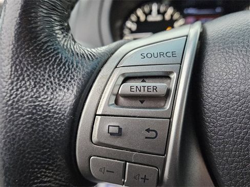 Used 2014 Nissan Altima 2.5 SV image 25