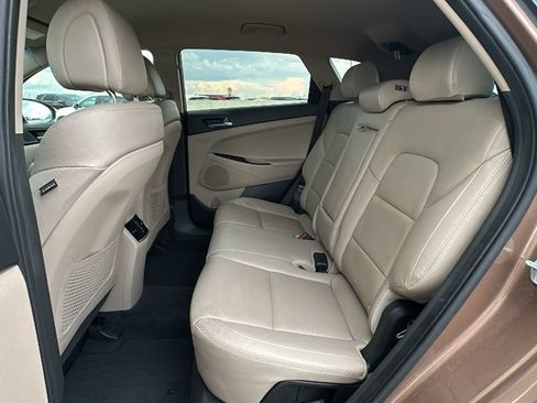 Used 2016 Hyundai Tucson Limited FWD image 31