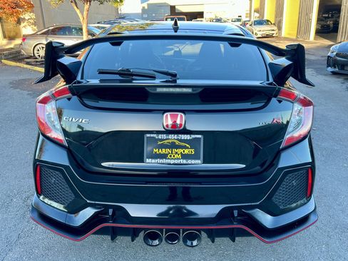 Used 2019 Honda Civic Type R image 6