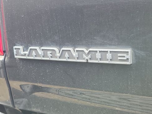 Used 2023 RAM 1500 Laramie AWD/4WD image 7
