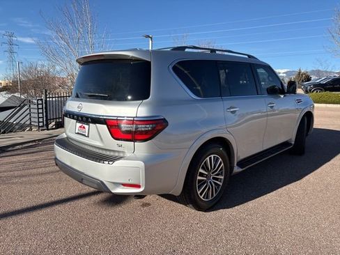 Used 2022 Nissan Armada SL AWD/4WD image 5