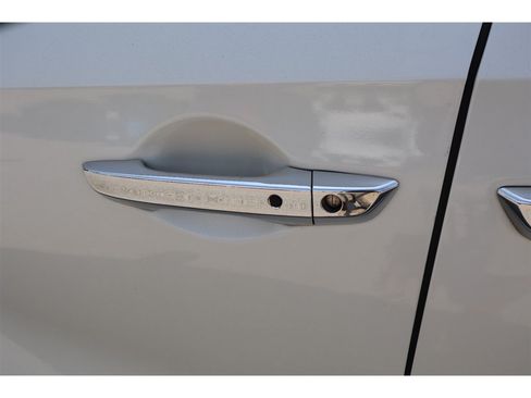 Used 2018 Honda Odyssey Elite image 50
