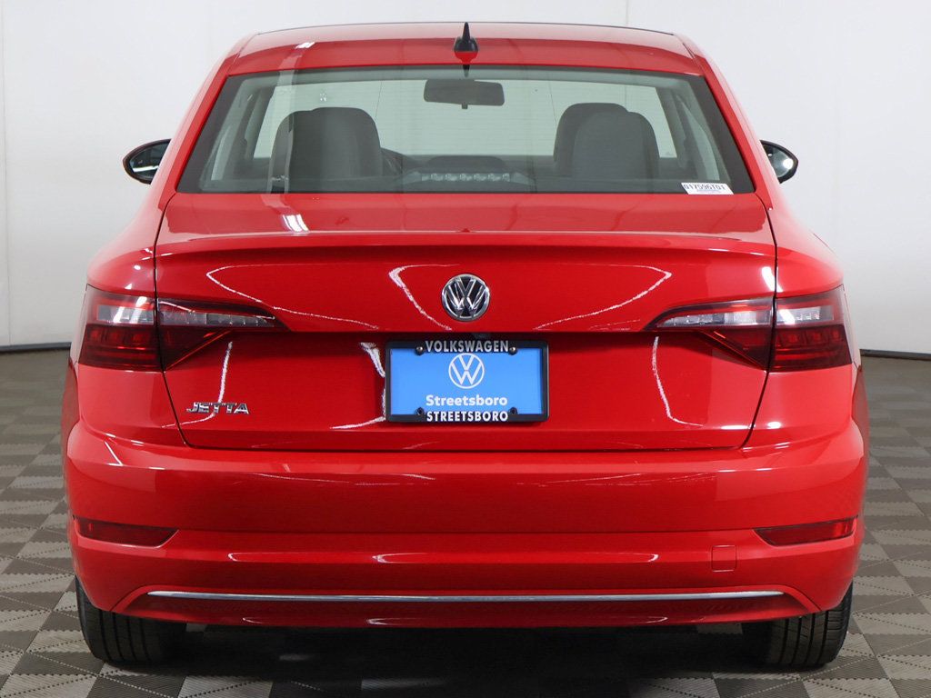 Used 2020 Volkswagen Jetta SE w/ SE Cold Weather Package FWD image 13