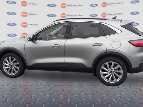 Certified 2022 Ford Escape Titanium w/ Titanium Elite Package image 5