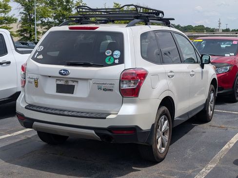 Used 2015 Subaru Forester 2.5i Premium w/ All-Weather Package AWD/4WD image 3