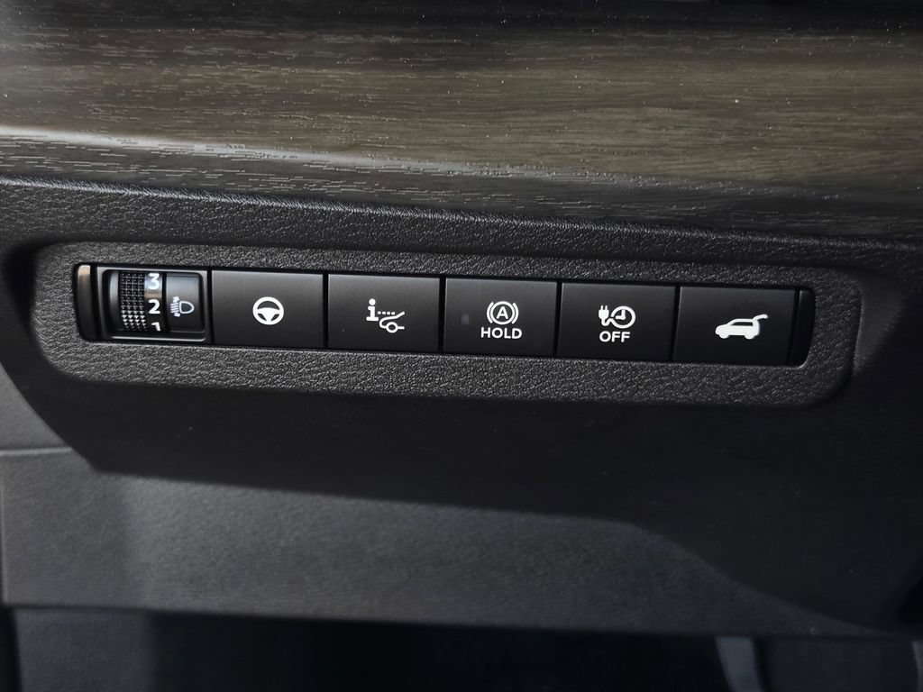 Used 2024 Nissan Ariya AWD image 34