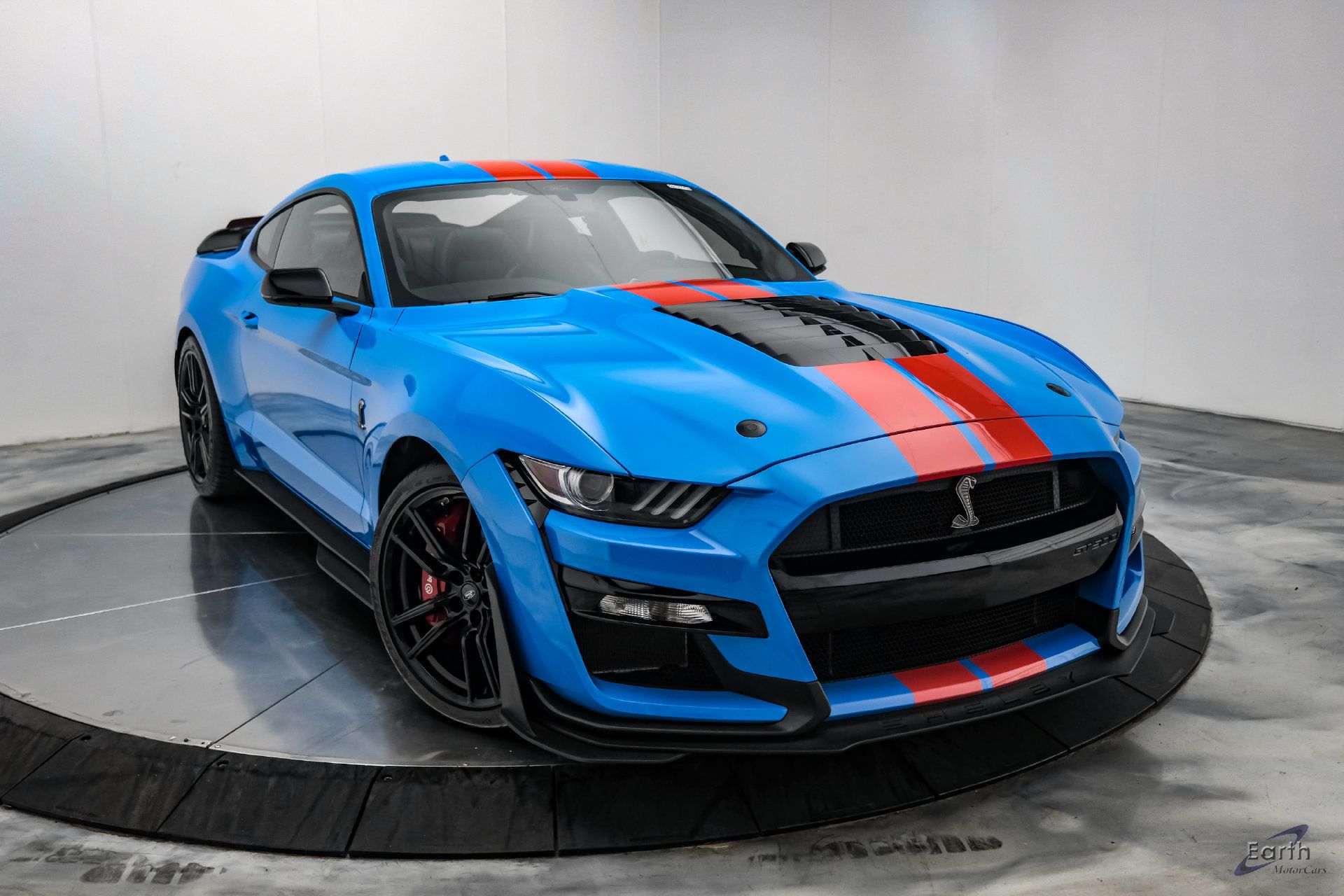 Used 2022 Ford Mustang Shelby GT500 w/ Technology Package RWD image 23