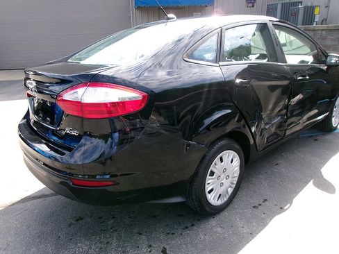 Used 2018 Ford Fiesta S FWD image 2