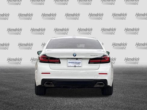 Certified 2023 BMW 530e w/ Premium Package image 6