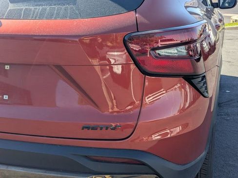 Used 2024 Chevrolet Trax ACTIV w/ Driver Confidence Package image 4