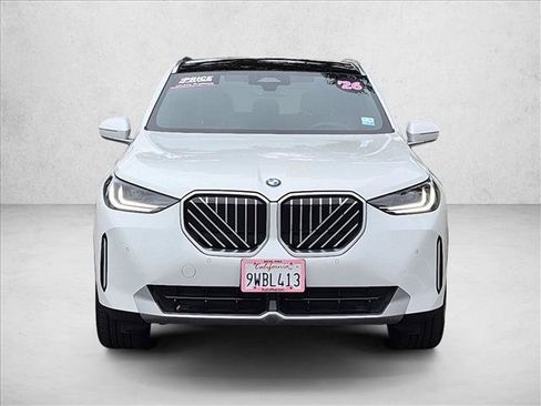 Used 2026 BMW X3 xDrive30i w/ Convenience Package AWD/4WD image 2