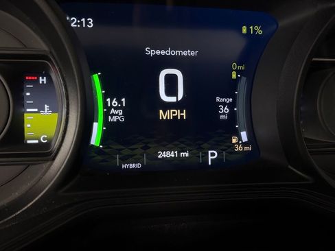 Used 2024 Jeep Wrangler Unlimited AWD/4WD image 15
