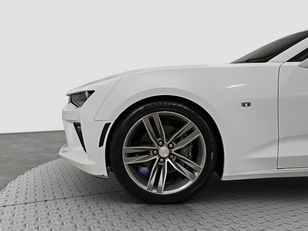 Used 2016 Chevrolet Camaro SS RWD image 26