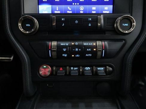 Used 2022 Ford Mustang Shelby GT500 w/ Carbon Fiber Track Pack RWD image 99