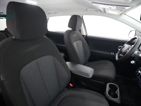 Used 2024 Hyundai Ioniq 5 SEL RWD image 23