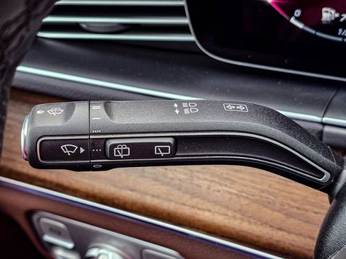 New 2026 Mercedes-Benz GLS 450 4MATIC image 24