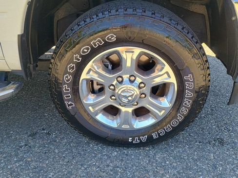 Used 2024 RAM 2500 Big Horn AWD/4WD image 10