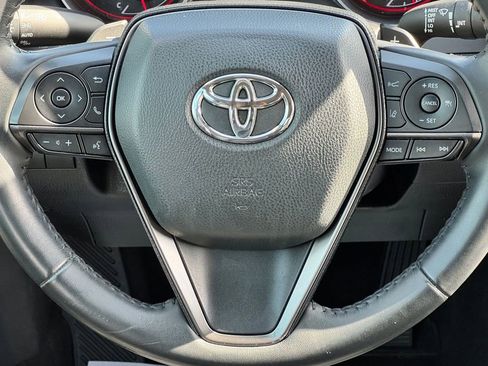 Used 2022 Toyota Camry XSE FWD image 19