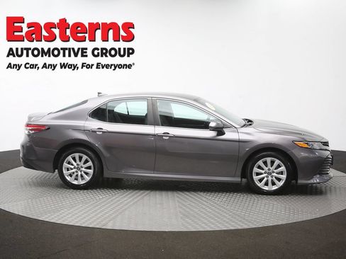 Used 2019 Toyota Camry LE FWD image 44
