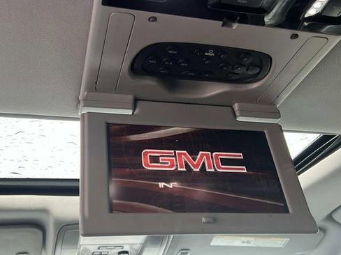 Used 2016 GMC Yukon SLT w/ Open Road Package image 16