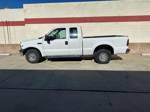 Used 2002 Ford F250 Long Bed image 4