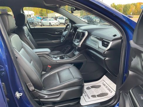 Used 2023 GMC Acadia SLT image 19