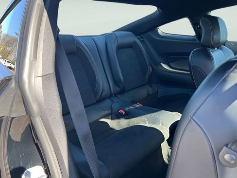 Used 2016 Ford Mustang Shelby GT350 w/ Technology Package image 13