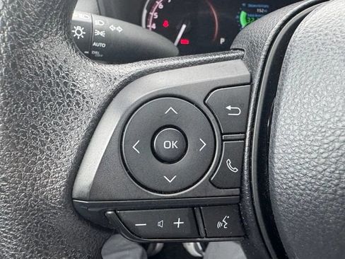 Used 2024 Toyota RAV4 XLE AWD/4WD image 22