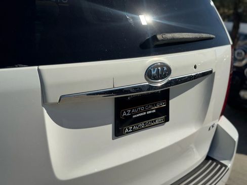 Used 2007 Kia Sedona EX image 46