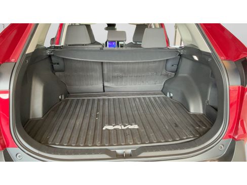 Certified 2023 Toyota RAV4 XLE w/ Convenience Package FWD image 27