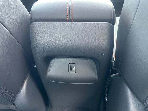 Certified 2025 Nissan Sentra SR w/ SR Premium Package image 28