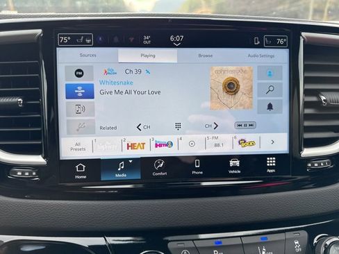 New 2026 Chrysler Voyager LX image 35