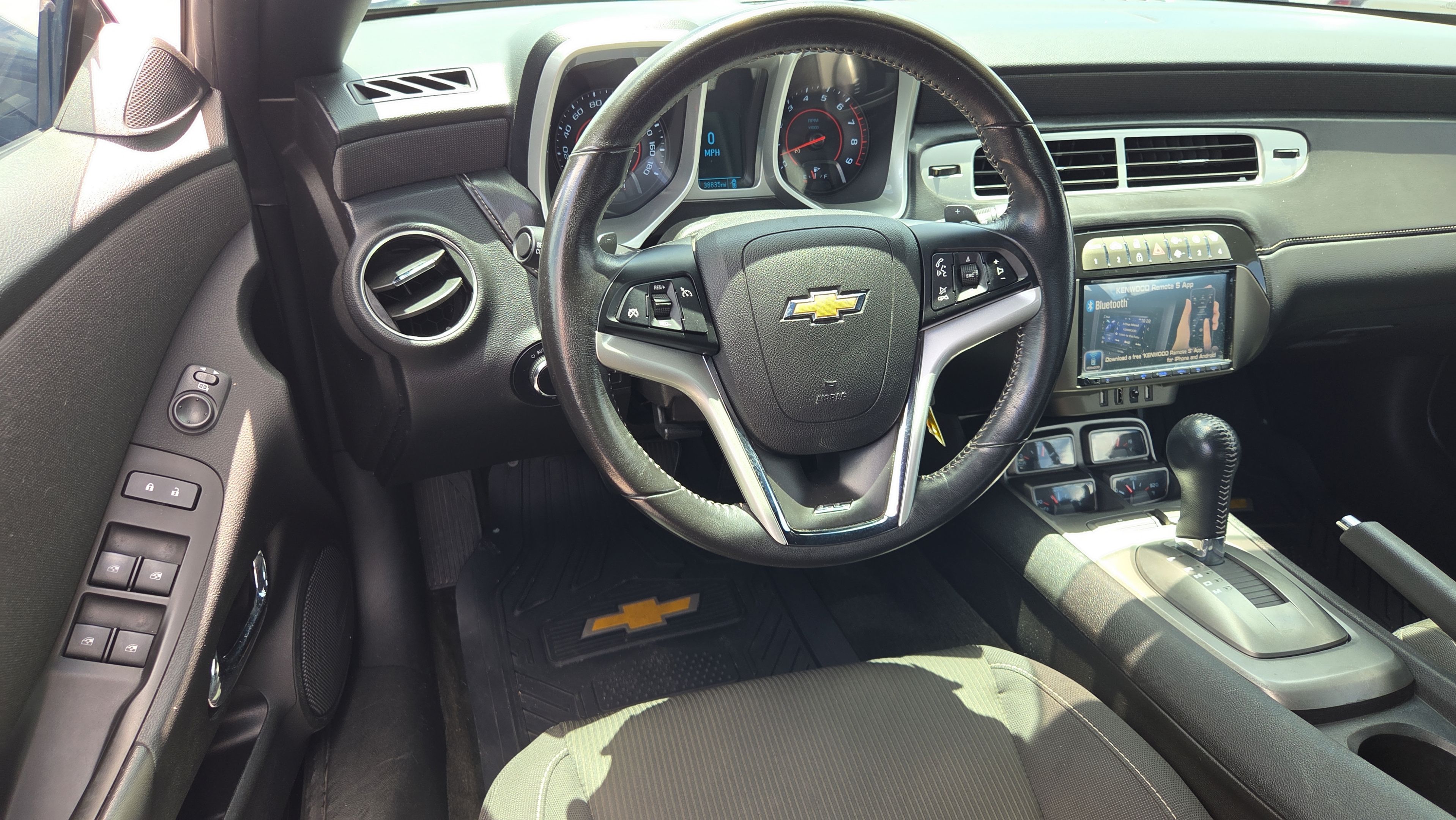 Used 2013 Chevrolet Camaro SS RWD image 13
