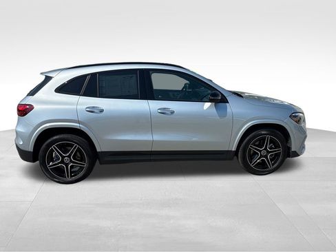 Used 2026 Mercedes-Benz GLA 250 4MATIC image 6