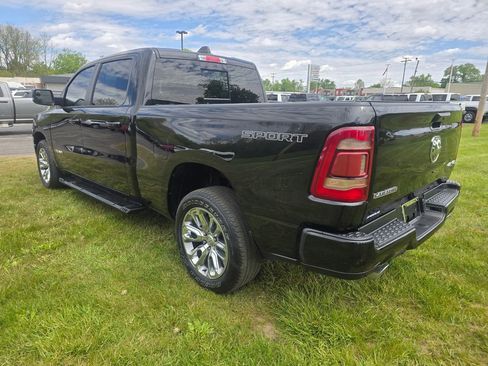 Used 2023 RAM 1500 Laramie AWD/4WD image 5